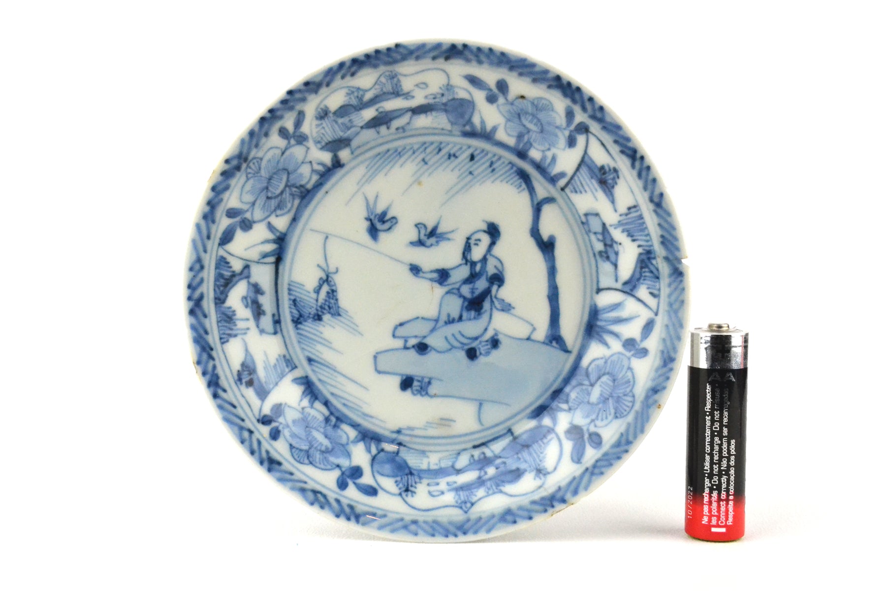 Small Kangxi Plate - Fisherman