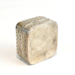 Famille Verte Snuff-Box