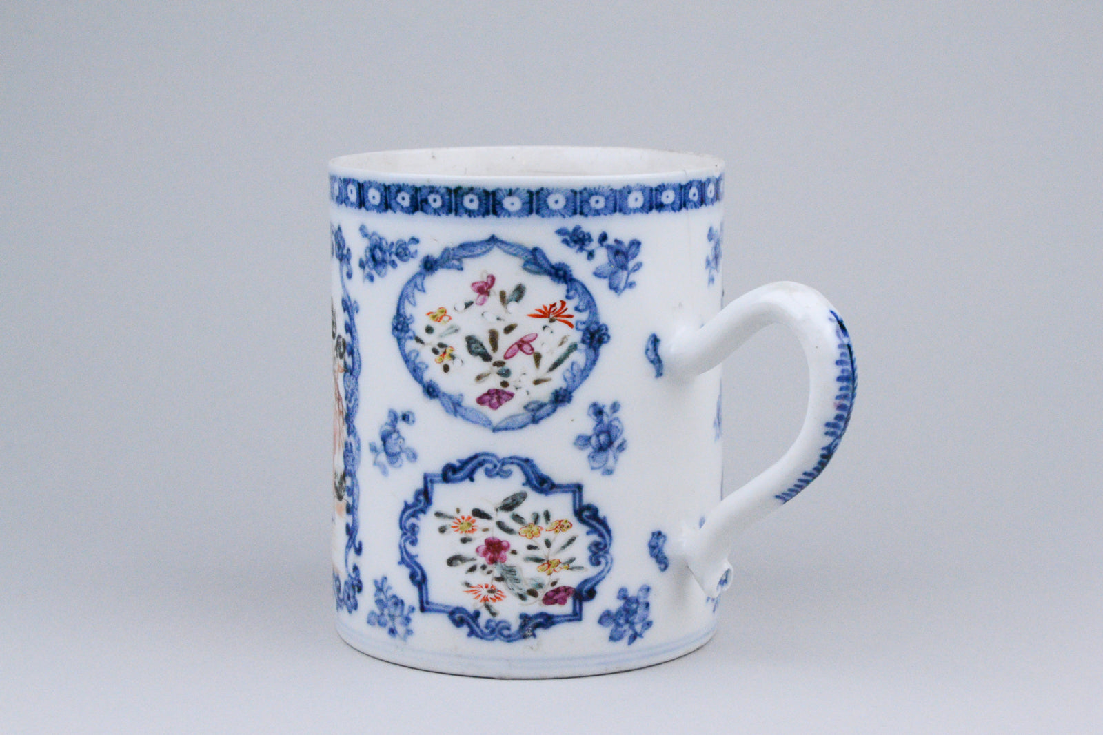 18th C. Export Mandarin Mug